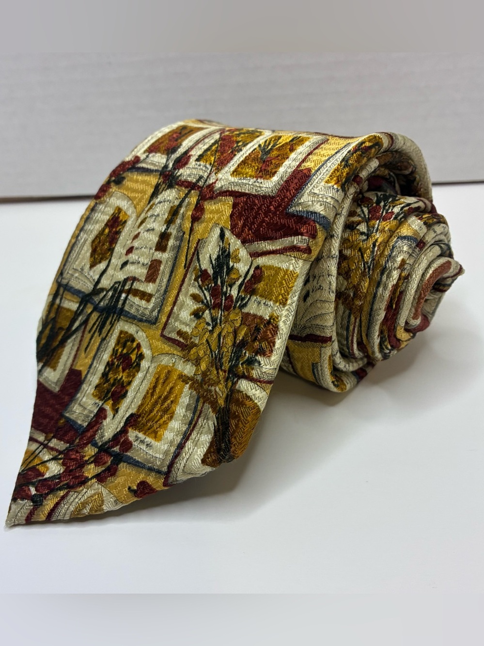 Vintage Ermenegildo Zegna Silk Tie Gold Burgundy Artistic Book Pattern 60”/3.75"